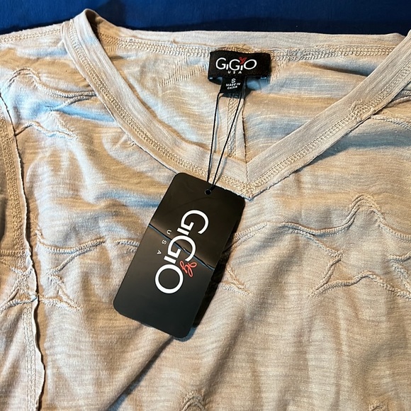 New w tags star shirt perfect for 4th of July - Picture 4 of 4